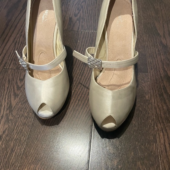 Angela Nuran 8.5 Tribeca Shoe - Picture 5 of 6